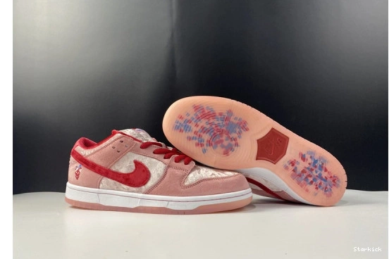 Dunk  CT2552-800 Nike SB StrangeLove Skateboards Low 0727